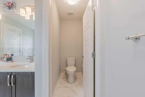83 Red Sky Gardens NE photo 25