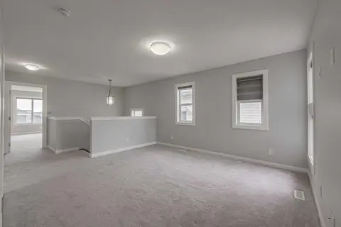 83 Red Sky Gardens NE photo 29