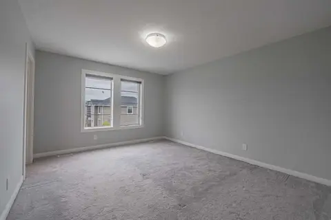 83 Red Sky Gardens NE photo 31