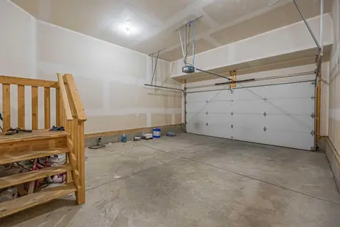 83 Red Sky Gardens NE photo 40