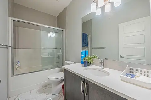 83 Red Sky Gardens NE photo 6
