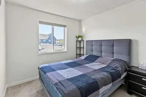 16 Howse Crescent NE photo 21