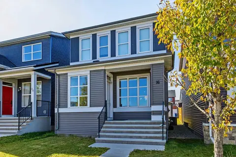 16 Howse Crescent NE photo 31