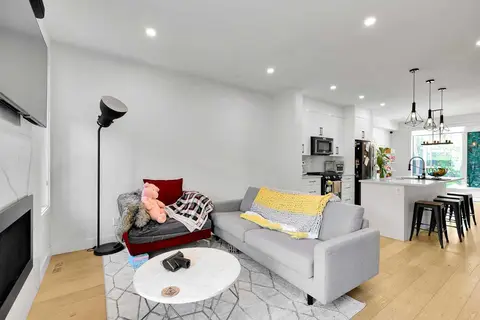 2106 6 Street NW photo 13