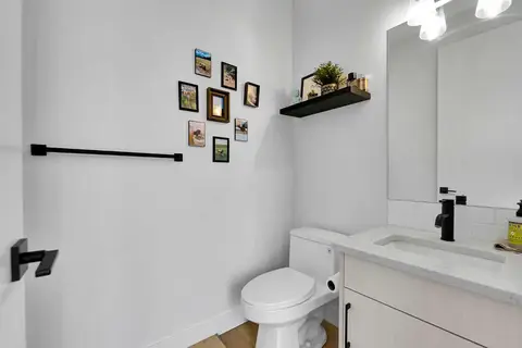 2106 6 Street NW photo 14