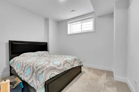 2106 6 Street NW photo 22