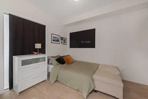 1407, 215 Legacy Boulevard SE photo 15