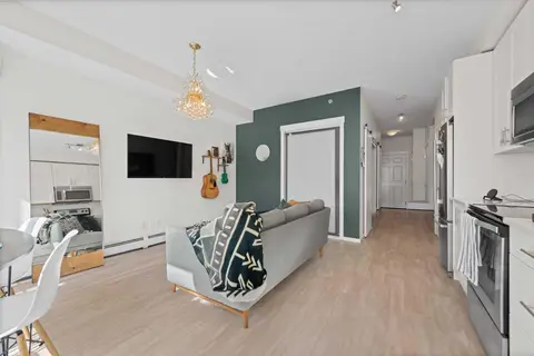 1407, 215 Legacy Boulevard SE photo 9