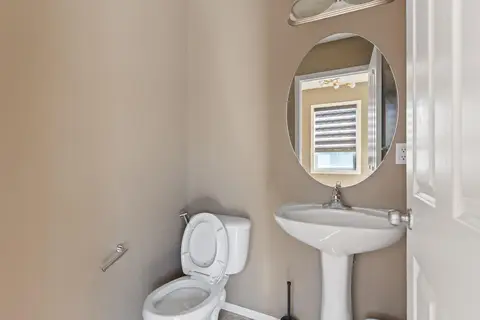 23 Saddlecrest Way NE photo 8