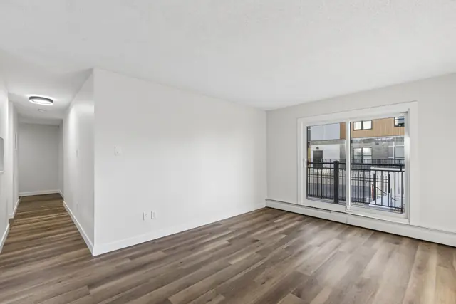 Living room - #226, 723 57 Avenue SW